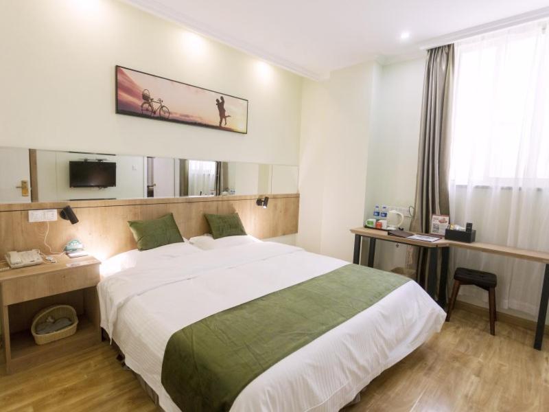 Greentree Inn Zhenjiang Yangzhong City Central Shopping Market North Gangdong Road Express Hotel Bagian luar foto