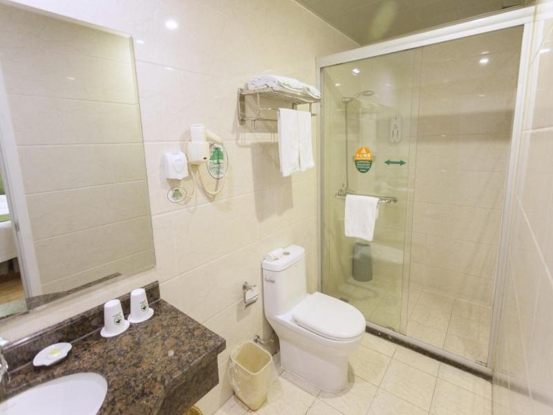 Greentree Inn Zhenjiang Yangzhong City Central Shopping Market North Gangdong Road Express Hotel Bagian luar foto