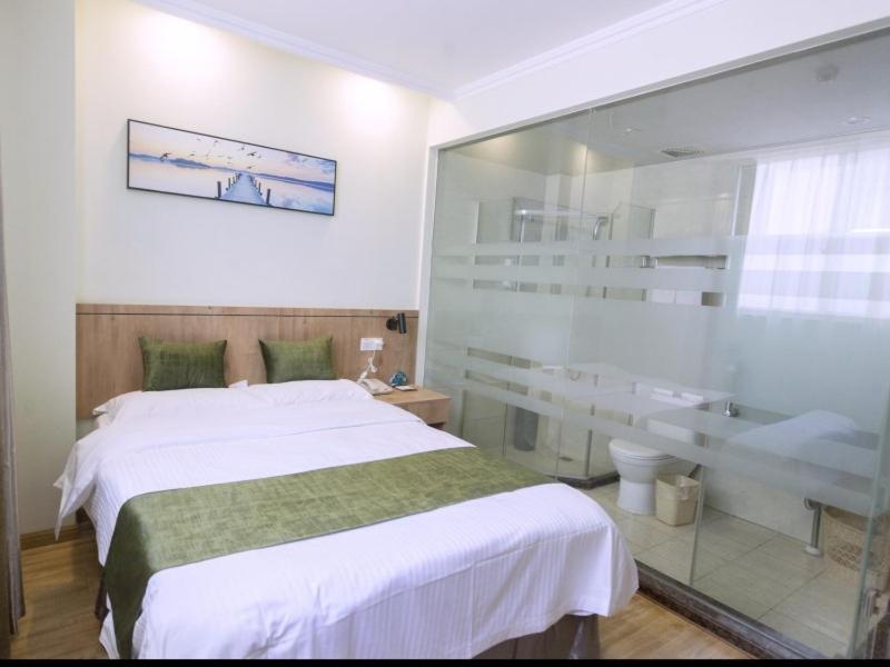 Greentree Inn Zhenjiang Yangzhong City Central Shopping Market North Gangdong Road Express Hotel Bagian luar foto