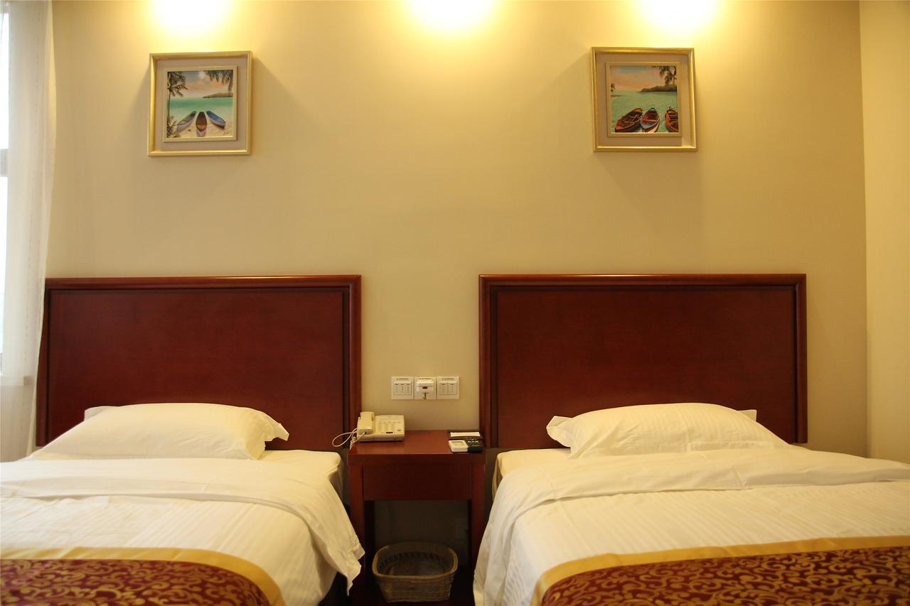Greentree Inn Zhenjiang Yangzhong City Central Shopping Market North Gangdong Road Express Hotel Bagian luar foto