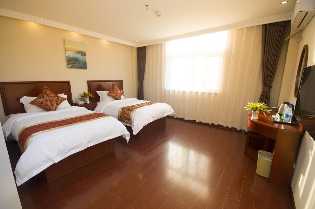 Greentree Inn Zhenjiang Yangzhong City Central Shopping Market North Gangdong Road Express Hotel Bagian luar foto