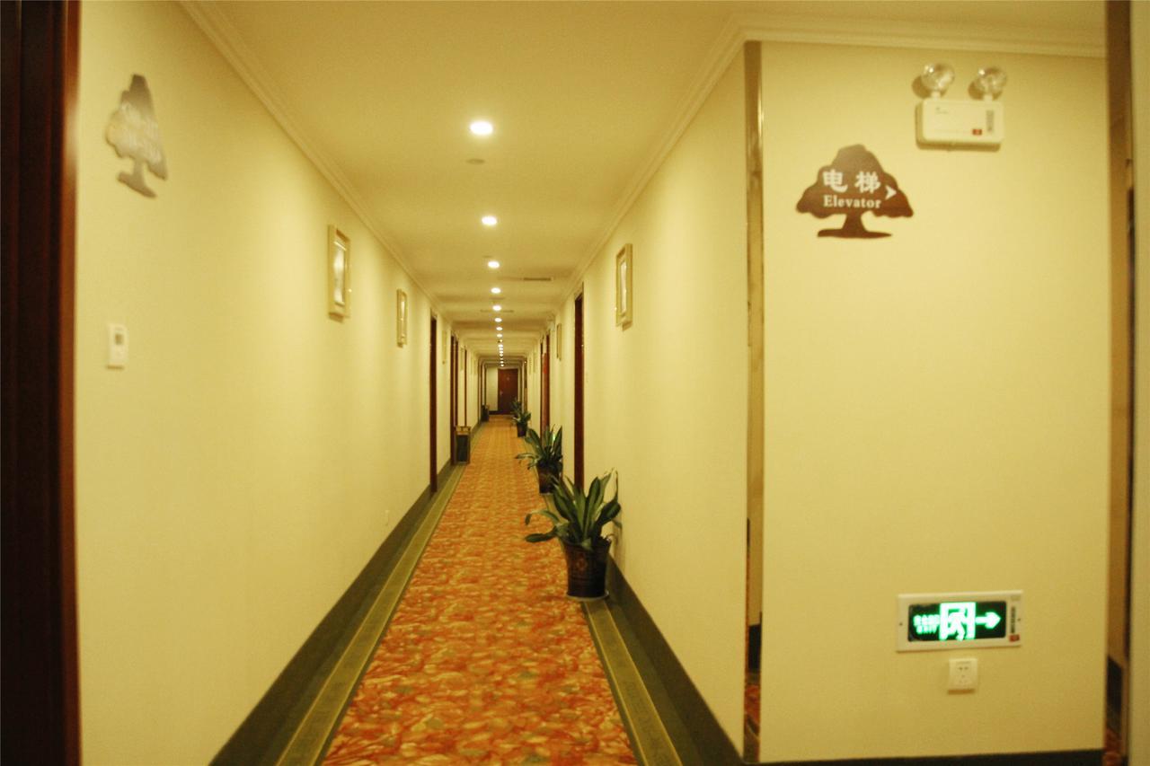 Greentree Inn Zhenjiang Yangzhong City Central Shopping Market North Gangdong Road Express Hotel Bagian luar foto