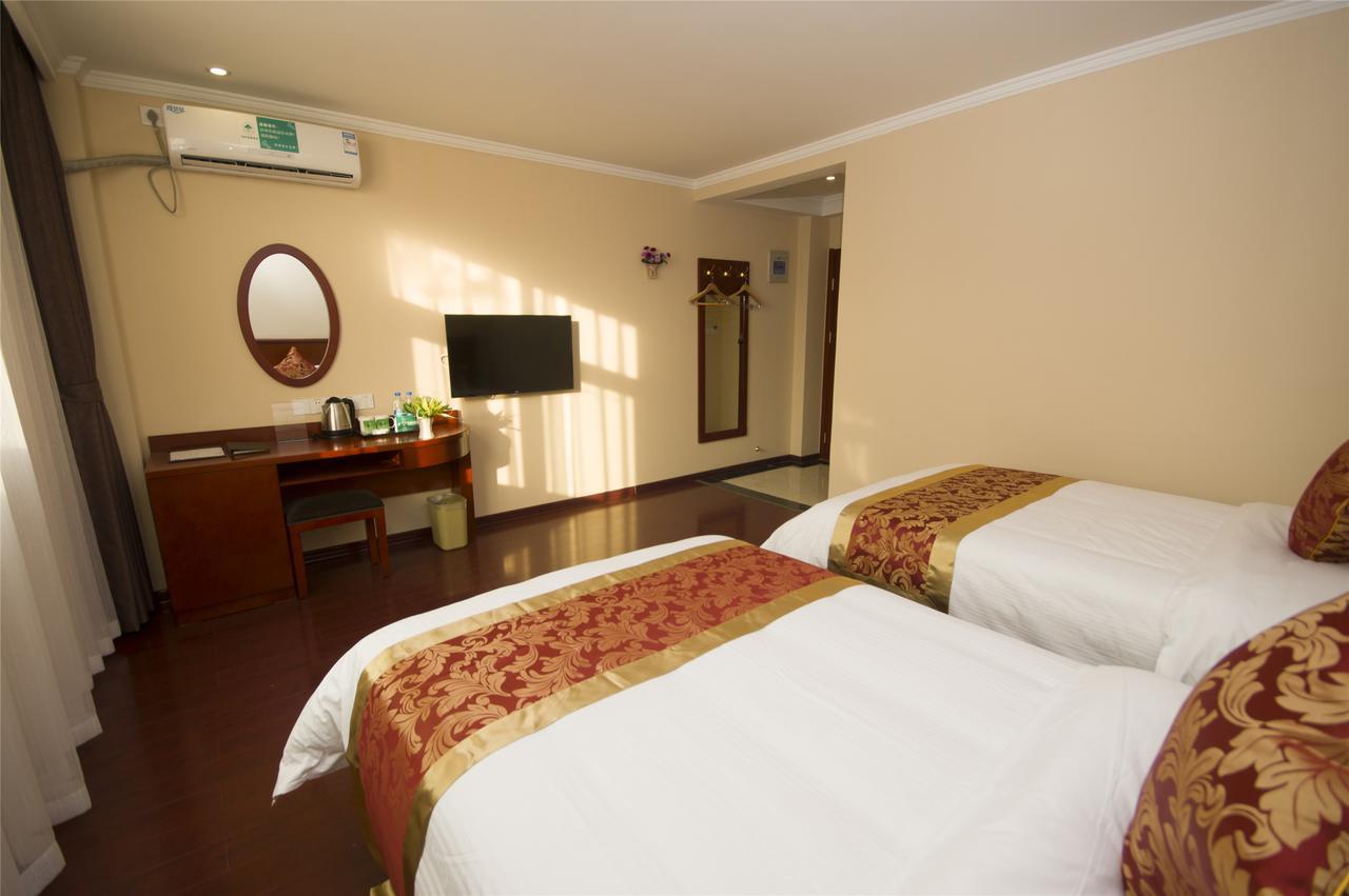 Greentree Inn Zhenjiang Yangzhong City Central Shopping Market North Gangdong Road Express Hotel Bagian luar foto
