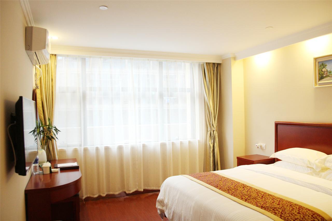 Greentree Inn Zhenjiang Yangzhong City Central Shopping Market North Gangdong Road Express Hotel Bagian luar foto